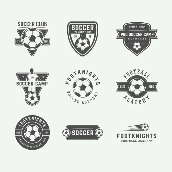 Dizi vintage futbol ya da futbol logo, amblem, rozet. — Stok Vektör