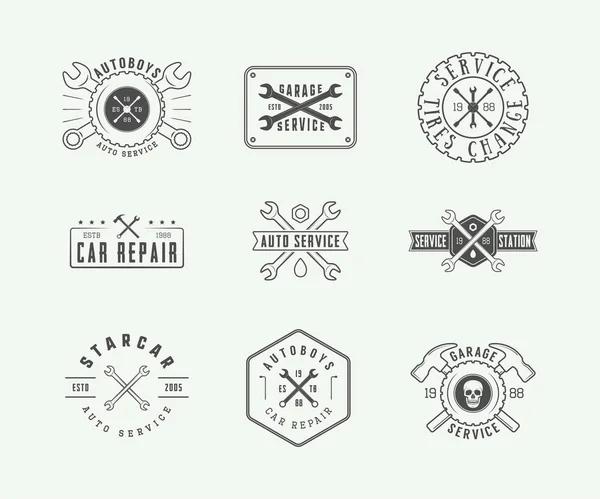 Conjunto de etiqueta mecánica vintage, emblema, insignia y logotipo. Ilustración vectorial . — Vector de stock