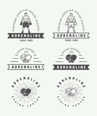 Vintage boks ve dövüş sanatları logo rozetleri ve etiketleri kümesi 