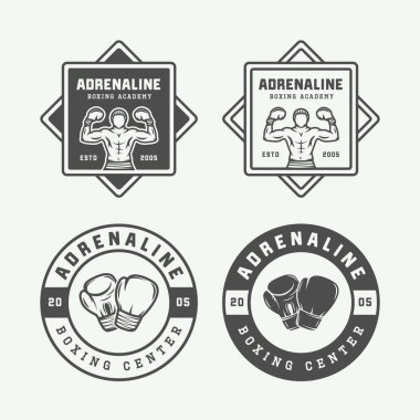 Retro boks ve dövüş sanatları logo rozetleri ve etiketleri kümesi 