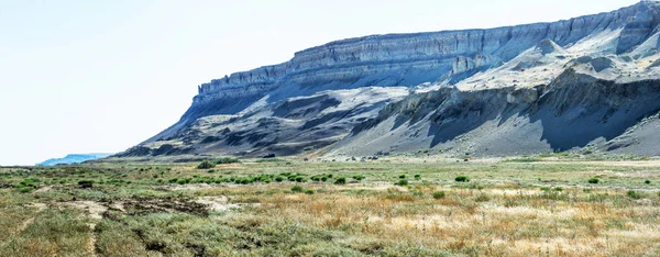 The old shores of the dried-up Aral Sea. — Stock Photo, Image