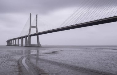  Vasco Gama Köprüsü