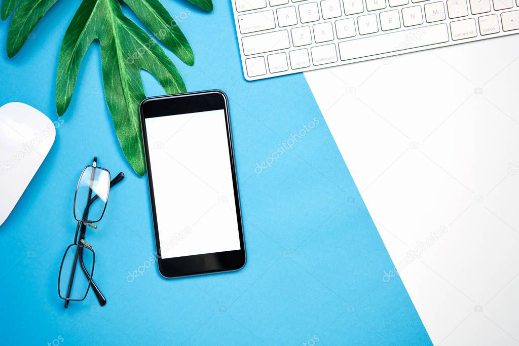 Mockup of blank screen of smartphone and glasses, on a pastel background. Concept technology products.