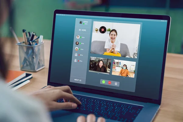 Mulher Negócios Asiática Fazendo Vídeo Call Meeting Para Equipe Line — Fotografia de Stock