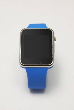 Mavi askısı ile akıllı izle