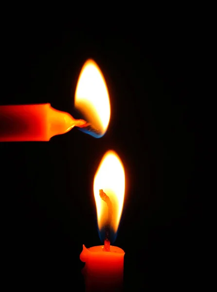 mum alevi siyah arka plan .