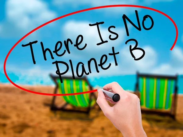 Man Hand writing There Is No Planet B com marcador preto em visua — Fotografia de Stock