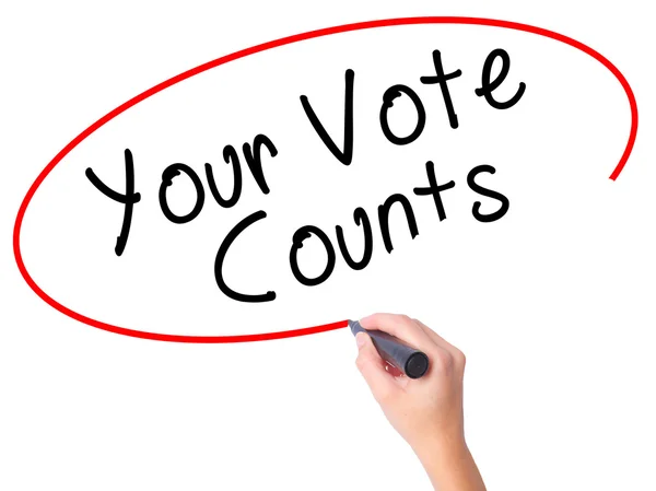 여자 손 visual에 검은색 표시와 함께 당신의 투표를 카운트을 작성 — 스톡 사진
