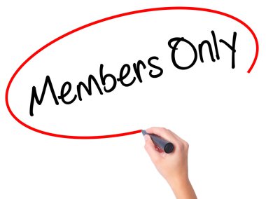 Kadın el üyeler sadece siyah kalemi ile görsel scre yazma