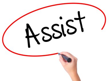 Kadın el yardımcı görsel ekranda siyah kalemi ile yazma.