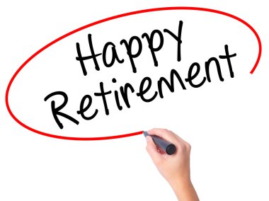 Kadın el mutlu emeklilik ile siyah kalemi görsel üzerinde yazılı.