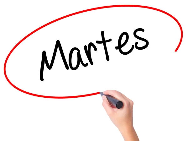 Vrouwen Hand schrijven Martes (dinsdag in het Spaans) met zwarte marker — Stockfoto