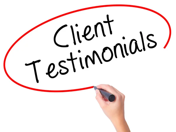 Women Hand writing Client Testimonials with black marker on visu — Stock Photo, Image