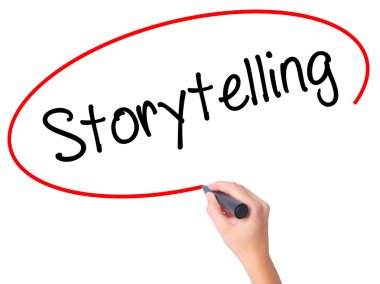 Kadın el hikaye anlatımı ile siyah kalemi görsel scre yazma.