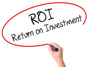 Kadın el ROI Return yatırım siyah kalemi o ile yazma