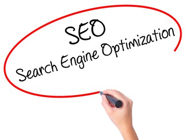 Kadın el SEO arama motoru optimizasyonu ile siyah Ma yazma