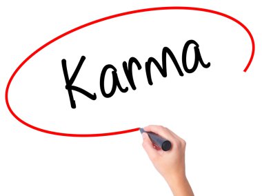 Kadın el karması ile siyah kalemi görsel ekranda yazma.