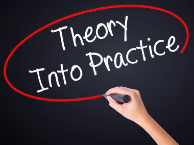 Kadın el yazma teorisi içine pratik trans üzerinde bir marker ile