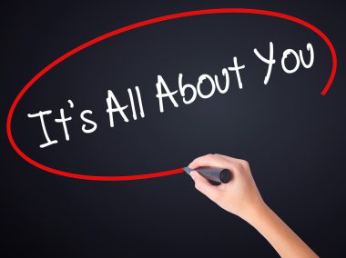 Kadın el yazma hakkında senin üzerine saydam bir marker ile