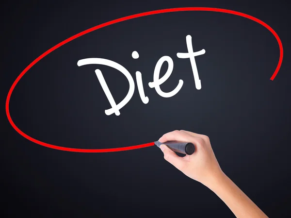 Woman Hand Writing Diet (in Portuguese)  with a marker over tran — Stock Photo, Image