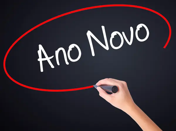 Kvinna Hand skriva "Ano Novo" (på portugisiska: nyår — Stockfoto