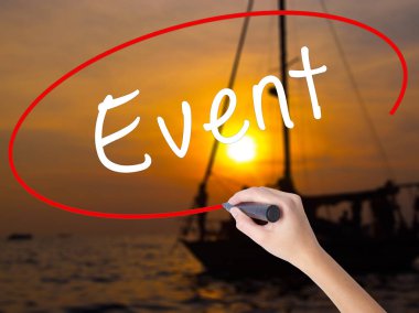 Kadın el yazma olay bir marker şeffaf kartı ile