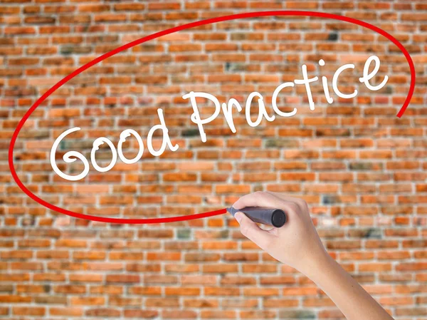 Woman Hand Writing Good Practice with black marker on visual scr — Stock Photo, Image