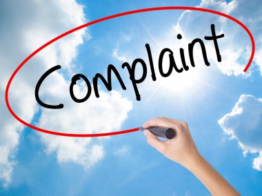 Görsel ekran siyah kalemi ile kadın el yazılı şikayet