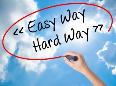 Kadın el yazma kolay yolu - Görs üzerinde siyah kalemi ile zor yoldan