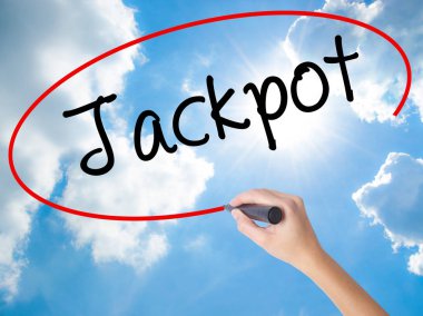 Kadın el yazma ikramiye ile görsel ekranda siyah kalemi