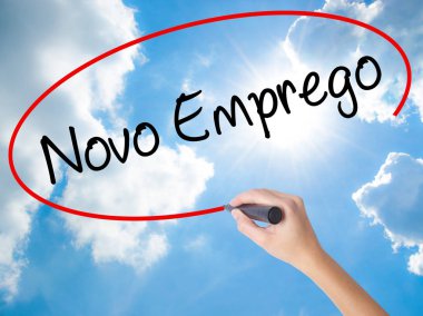 Kadın el ile Novo Emprego (Portekizce yeni iş) yazma 