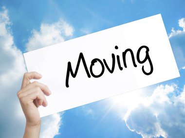 Beyaz kağıt hareket işareti. Adam el Holding Kağıt metin. Olduğunu