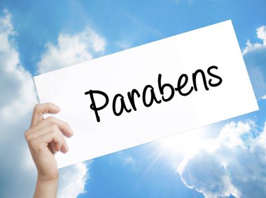 Beyaz kağıt Parabens (Portekizce kutlu olsun) işareti. Adam