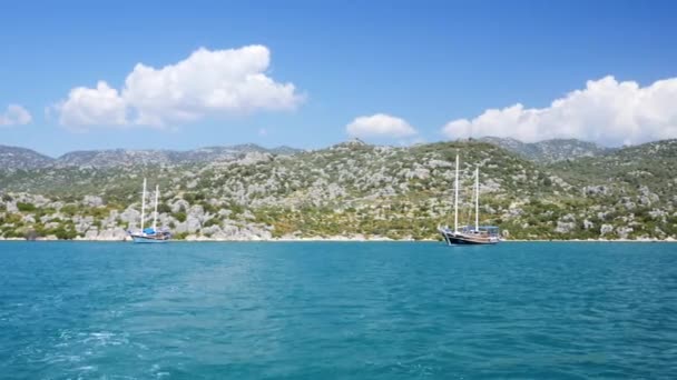 Cestování na lodi. Demre, Antalya, Turecko — Stock video
