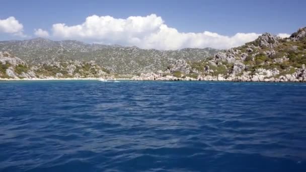 Teknede seyahat. Demre, Antalya, Türkiye — Stok video