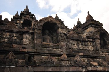 Borobudur, Unesco miras listesinde yazılı Yogyakarta bir Budist tapınağı