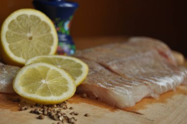 Balık fileto. Yemek, ana yemek. Açlık gıda baharat