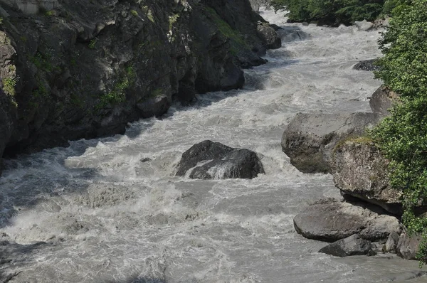 Inguri Nehri Gürcistan Nehir Güçlü Geçerli Yüksek Düzeyi — Stok fotoğraf