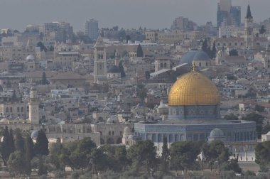  Kaya Kubbesi. Omar 'ın Camii. İsrail 'in antik Kudüs kentindeki Müslüman tapınağı. Muhammed 'in takipçilerinin namaz yeri.