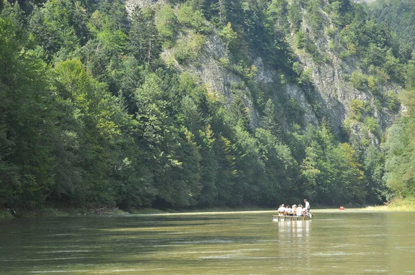Rafting Río Dunajec Parque Nacional Pieniny Lanzaderas Plegables Madera Atadas — Foto de Stock