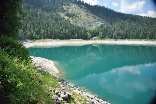 Czarne Jezioro Górach Durmitor Niedaleko Zabljak Piękne Miejsce Czarnogórze — Zdjęcie stockowe