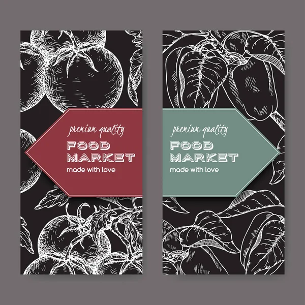 Set aus zwei Etiketten mit frischen Tomaten und Paprika auf schwarz. — Stockvektor