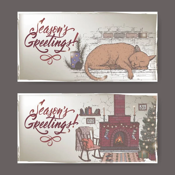 Banderas de Navidad de 2 colores con acogedora habitación con chimenea, gato durmiendo en la chimenea mantel y letras de cepillo de vacaciones — Vector de stock