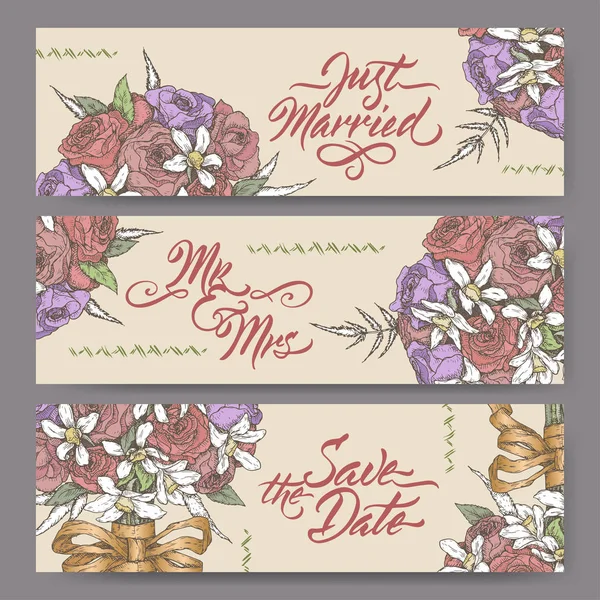 Conjunto de tres pancartas de boda originales basadas en boceto de color ramo y caligrafía de pincel . — Vector de stock