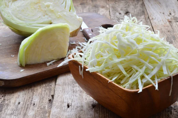 Shredded cabbage. Food photography — Stock Photo, Image
