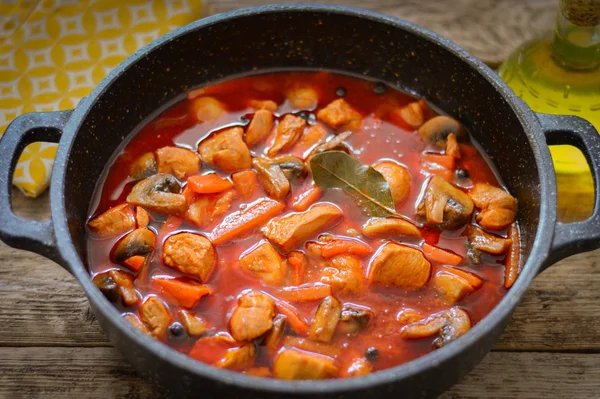 Chicken Mushrooms Carrots Tomato Sauce Pan — Stock Photo, Image