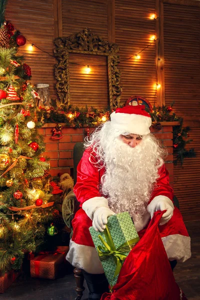 Authentieke santa claus. — Stockfoto