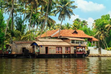 Alleppey Kanallar teknesinde.