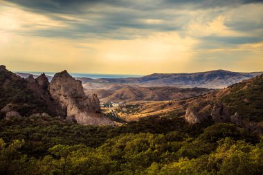Kırım'ın inanılmaz dağ manzarası.