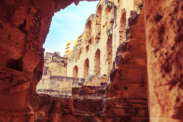 The ruins of the amphitheater in El Jeme, Tunisia. — Stock Photo, Image